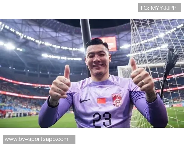 王大雷36岁庆祝里程碑荣获两件中国顶级联赛出场数纪念球衣